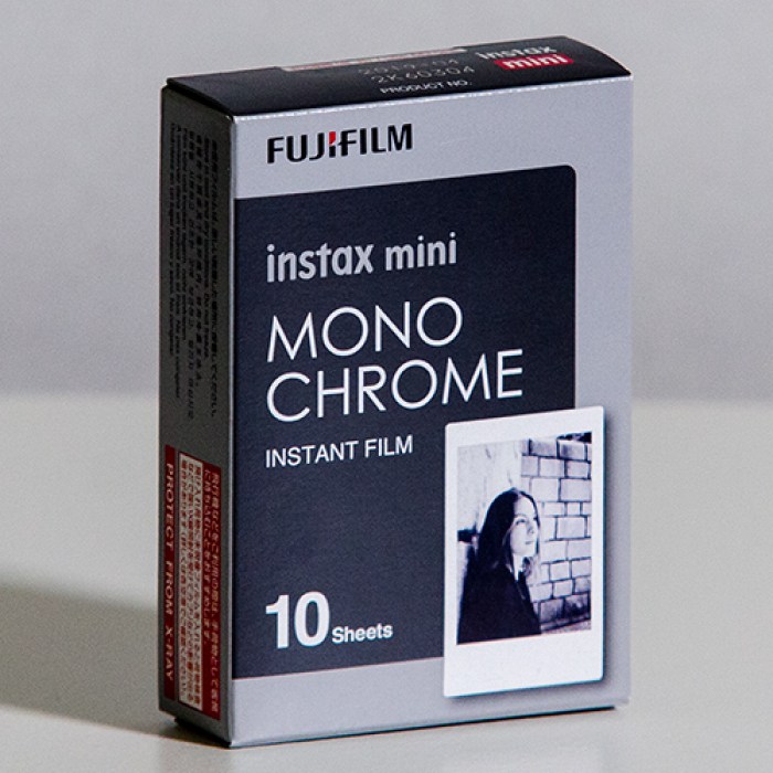 fuji-instax-monochrome